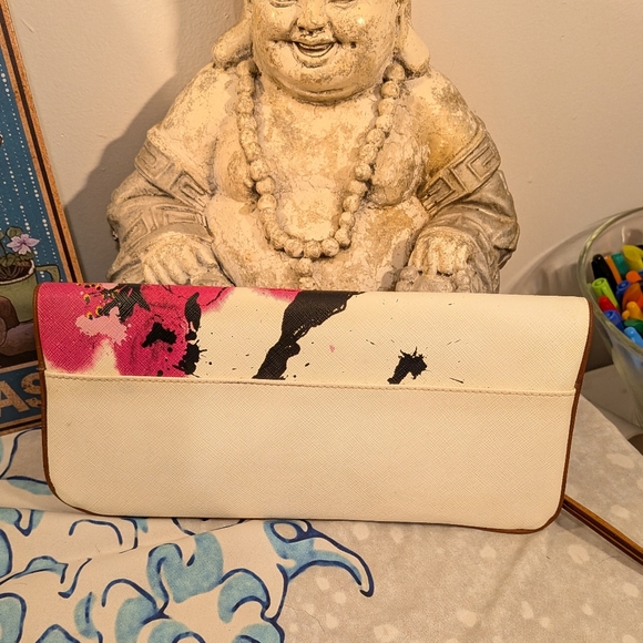 L.A.M.B. Floral Folding Clutch - Picture 12 of 15